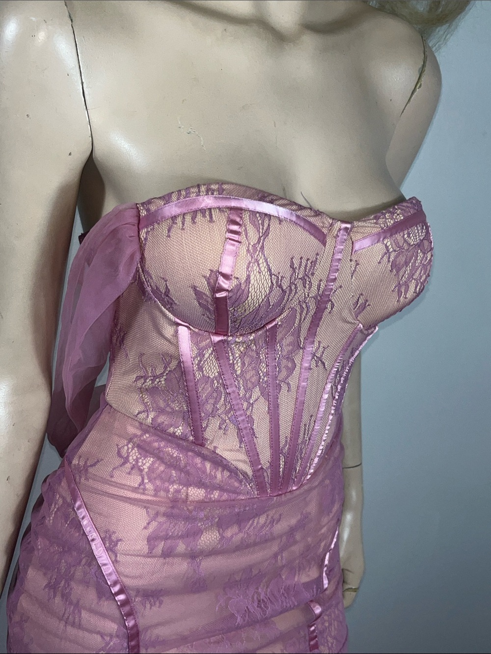 BELLA BARNETT DRESS - Picture 4 of 11